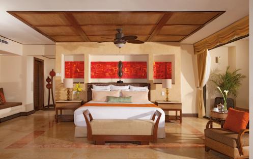 Dreams Riviera Cancun Resort & Spa-Preferred-Club-Ocean-Front-Presidential-Suite-1_4416